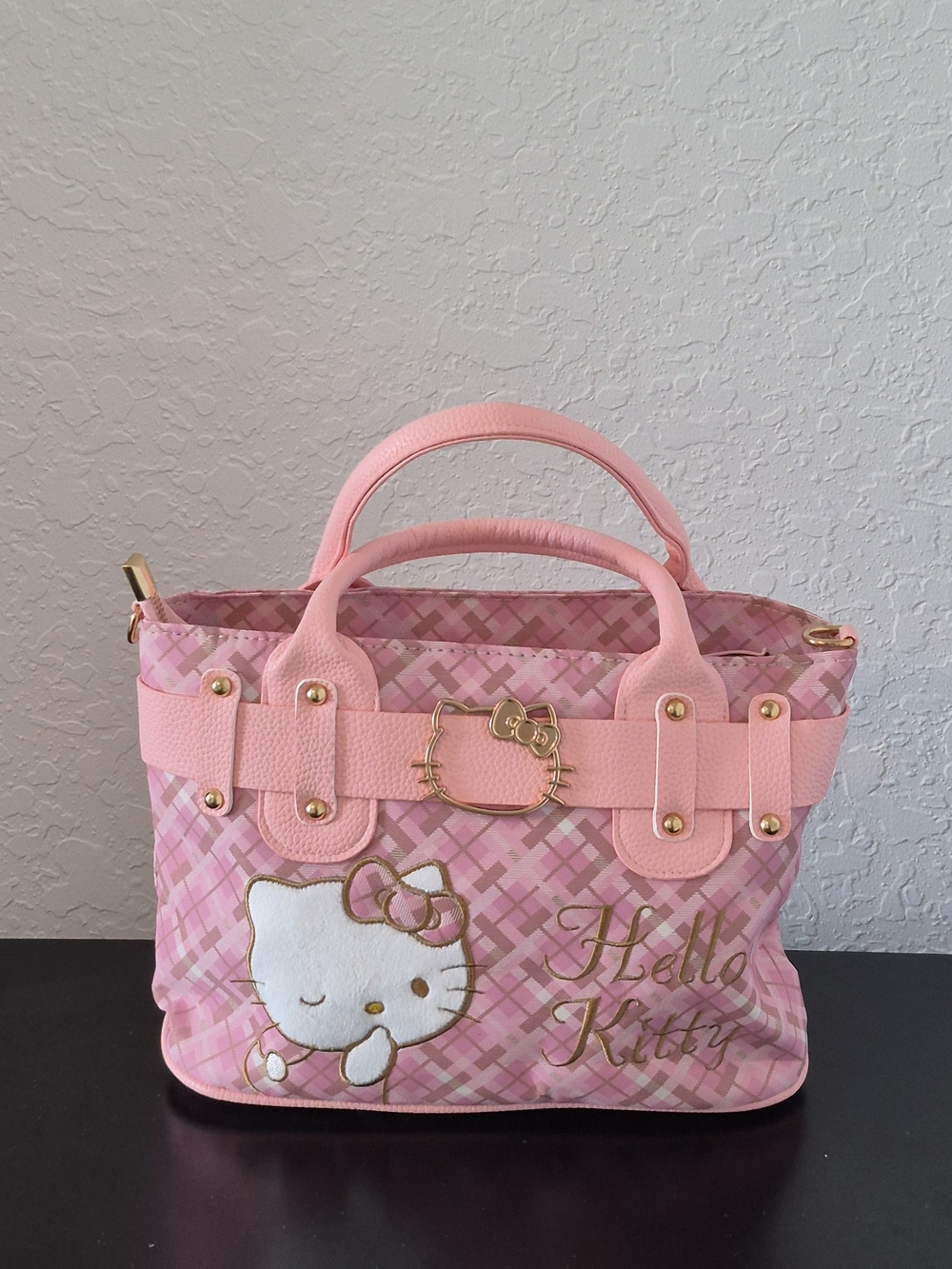Hello Kitty Plaid Tote Bag โ Pink, Gold-Tone Accents
